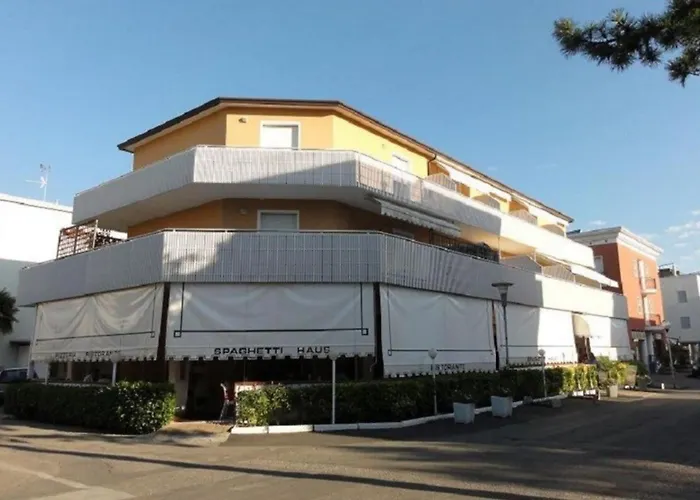 Διαμέρισμα Functional Flat Just 250mt From The