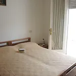 Functional Flat Just 250mt From The * Bibione