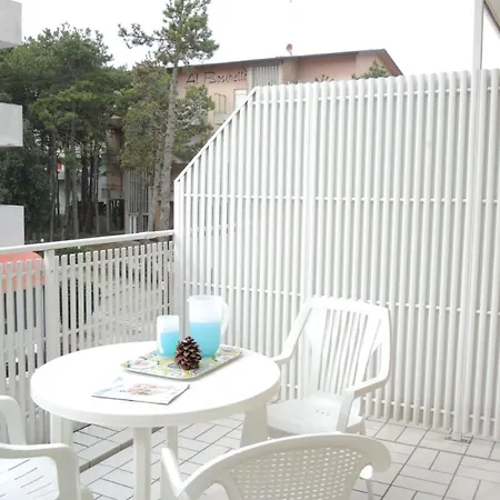 Lejlighed Adorable Flat 250 M From The