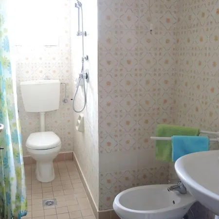 Lejlighed Adorable Flat 250 M From The *