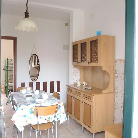 Functional Flat Just 250mt From The Бібіоне