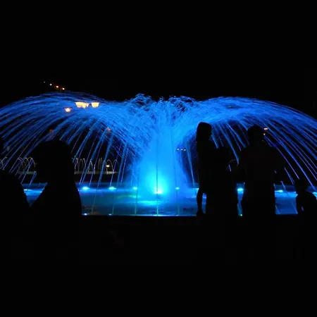 Functional Flat Just 250mt From The * Бібіоне