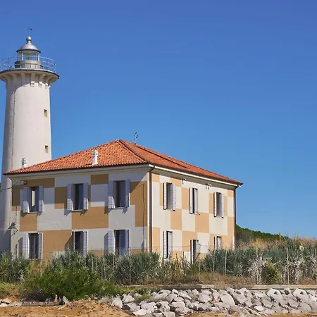 Adorable Flat 250 M From The * Bibione